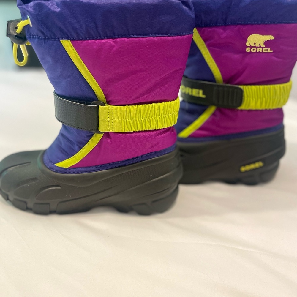 Sorel Kids' Vibrant Purple and Black Snow Boots